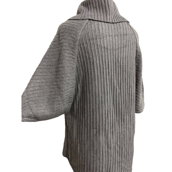 Dana Buchman Gray Knit Poncho Sweater W/ Button Detail High Collar M - Picture 9 of 12